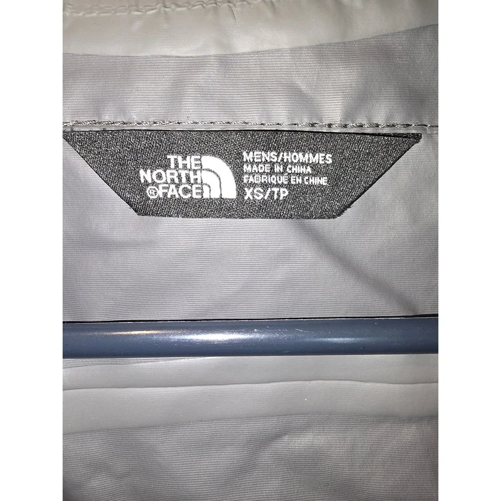 The North Face Mens‎ XS Gray Heathered Hooded Rain Jacket Full Zip Shell